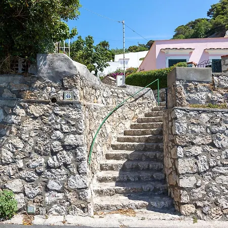 La Casa Di Lola Capri Appartement *